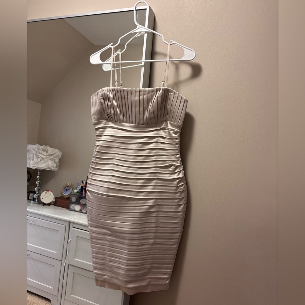 NWT Calvin Klein Cream Pleated Body-con Strapless Dress, perfect condition.